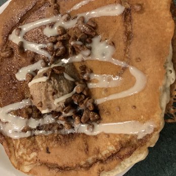 Metro Diner - Cinnamon roll pancake - American Near Me - Charlotte, North Carolina Metro Diner - Cinnamon roll pancake - American Near Me - Charlotte, North Carolina