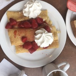 Smitty's - Strawberry crep