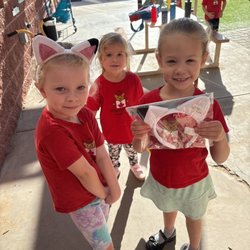 Maple Bear Tempe - Fun in the sun at Maple Bear Tempe AZ! Our KG friends enjoying outdoor playtime & showing off their cute new toys. Smiles all around.