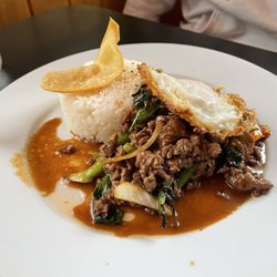 Keen Kow Thai Food - Kapow Beef