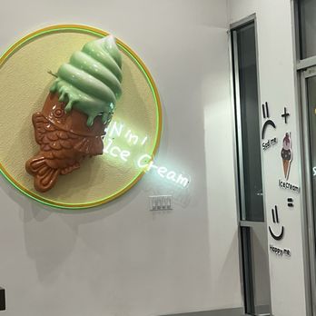 NiNi Sunday - Ice Cream & Frozen Yogurt Near Me - Sacramento, California NiNi Sunday - Ice Cream & Frozen Yogurt Near Me - Sacramento, California