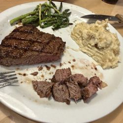 Sirloin steak, garlic mashed, asparagus
