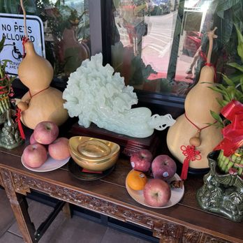 Ellie's Chinese Restaurant - Store entrance - Chinese Near Me - Las Vegas, Nevada Ellie's Chinese Restaurant - Store entrance - Chinese Near Me - Las Vegas, Nevada