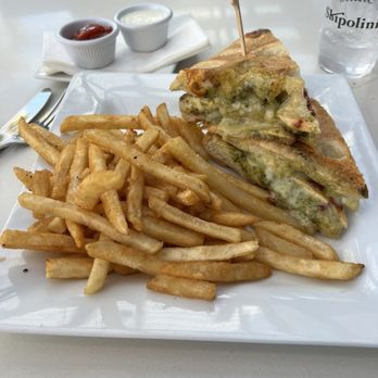 Skipolini's - Italian Near Me - Rocklin, California