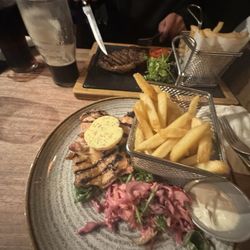 The Bull Inn - Flat iron pressed chicken