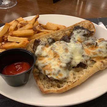 Pat La Frieda's Chop House - Pat La Frieda Filet mignon steak sandwich $27 - Steakhouses Near Me - Queens, New York