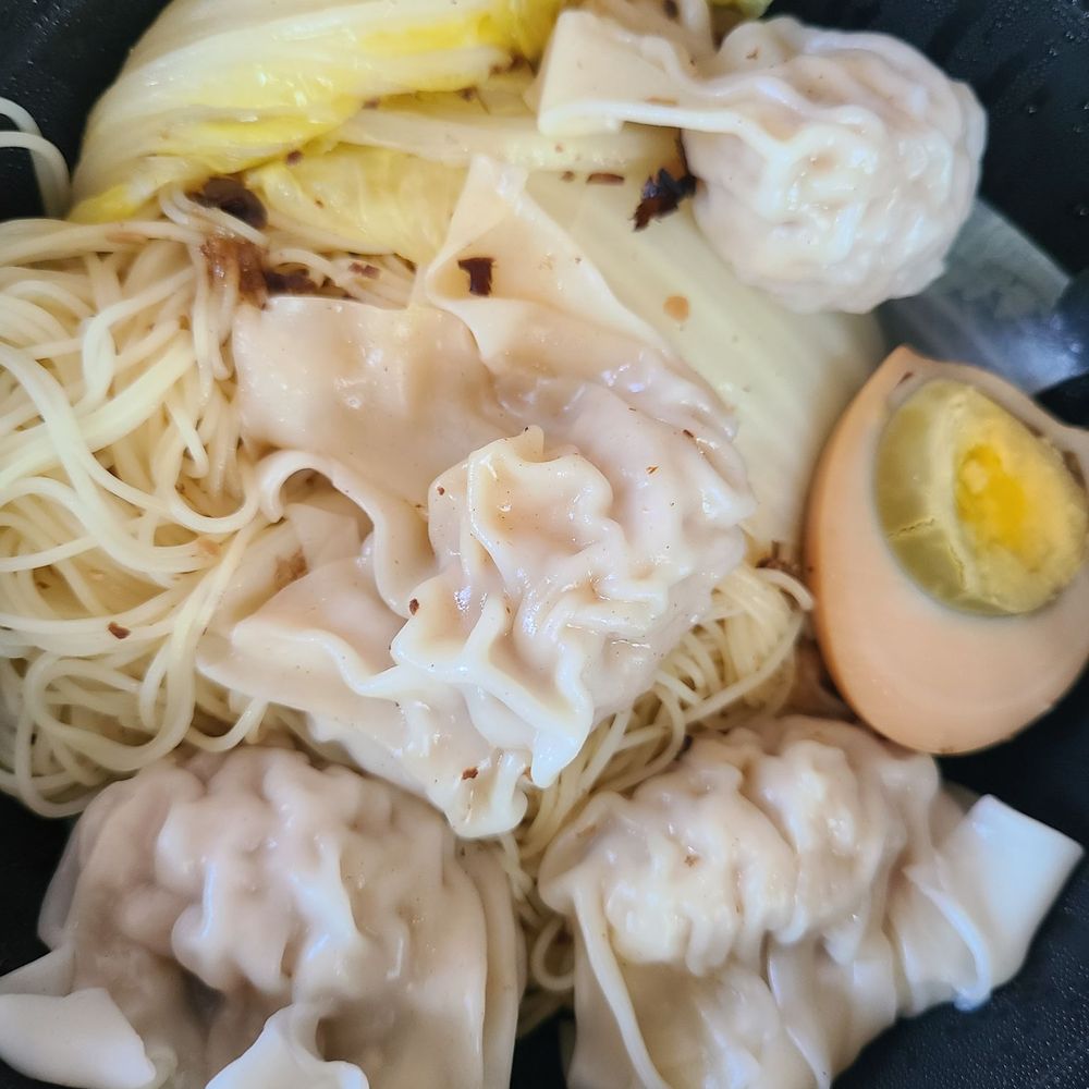 Fu Yuan - Wonton noodle soup. Simple, but solid! - Chinese Near Me - Flushing, New York Fu Yuan - Wonton noodle soup. Simple, but solid! - Chinese Near Me - Flushing, New York