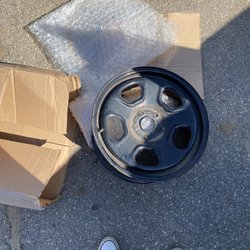 Butler Auto Recycling - What I received. Just a rim...