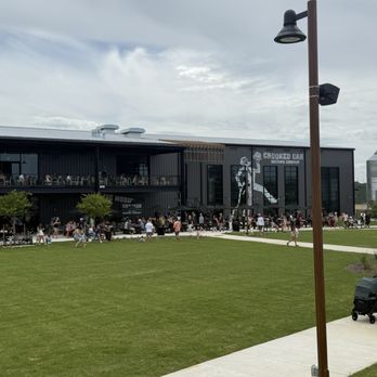 Crooked Can Brewery - Breweries Near Me - Minneola, Florida