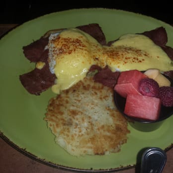 Linn's Restaurant - Breakfast for Lunch! - American Near Me - Cambria, California Linn's Restaurant - Breakfast for Lunch! - American Near Me - Cambria, California
