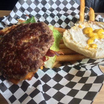 Waco Diner - Hamburger w handcut fries. - Diners Near Me - Eastport, Maine Waco Diner - Hamburger w handcut fries. - Diners Near Me - Eastport, Maine
