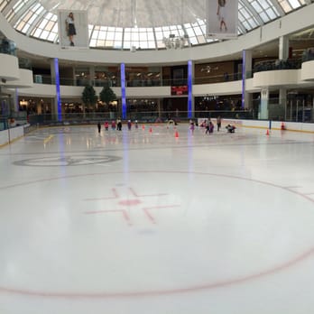 West Edmonton Mall - Skating rink - Shopping Centers Near Me - Edmonton, Alberta West Edmonton Mall - Skating rink - Shopping Centers Near Me - Edmonton, Alberta