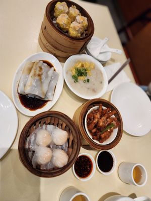 MingHin Cuisine by null