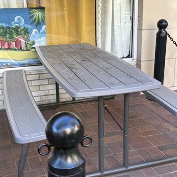 T'chaka - Outside seating - Seafood Near Me - Oakland, California