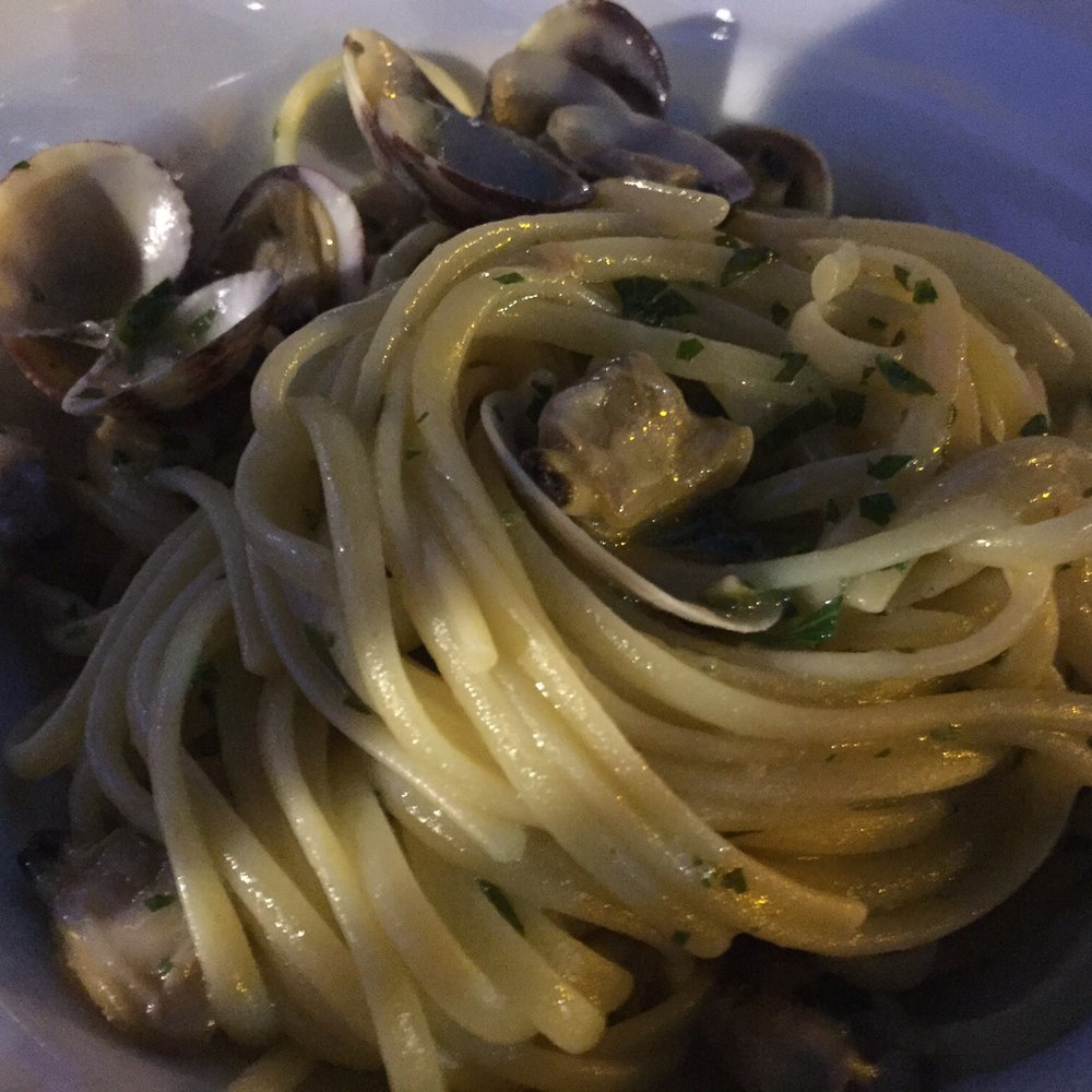 Easy Living - The Vongole is my go-to here - Cocktail Bars Near Me - Florence, FI