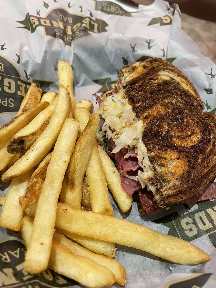 LEGENDS SPORTS BAR Updated October 2024 32 Photos & 16 Reviews