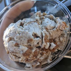Scoops Ice Cream Shop - Biscoff & coffee