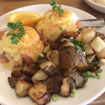 SB Sunshine Cafe - Benedict & potatoes - Breakfast & Brunch Near Me - Goleta, California SB Sunshine Cafe - Benedict & potatoes - Breakfast & Brunch Near Me - Goleta, California