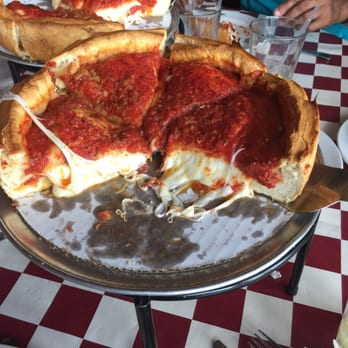 Giordano's - Pizza Near Me - Chicago, Illinois