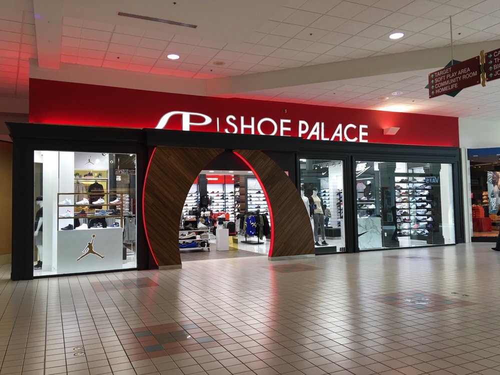 SHOE PALACE Updated September 2024 22 Photos & 19 Reviews 3200