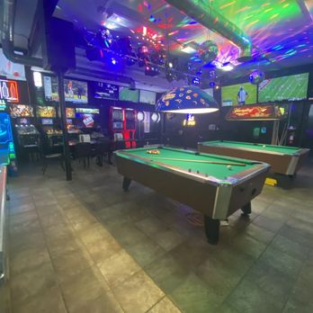 Seadrift Sports Bar & Grill - Pool and games - Sports Bars Near Me - Ormond Beach, Florida Seadrift Sports Bar & Grill - Pool and games - Sports Bars Near Me - Ormond Beach, Florida