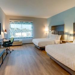 Tru by Hilton Smithfield I-95 - Guest room