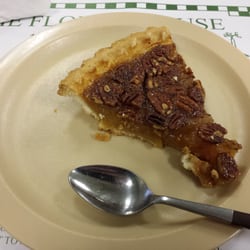Virginia Heights Resturant - Pecan pie