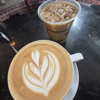 Victrola Coffee Roasters - Oat milk latte + Turmeric Chai - Coffee Roasteries Near Me - Seattle, Washington Victrola Coffee Roasters - Oat milk latte + Turmeric Chai - Coffee Roasteries Near Me - Seattle, Washington