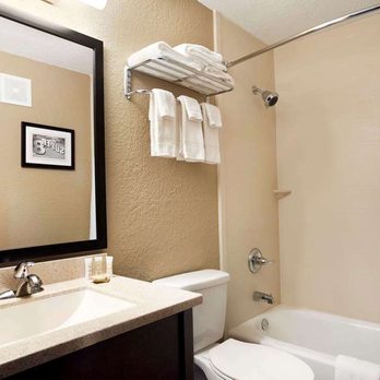 Super 8 by Wyndham Joplin - Guest room bath - Hotels Near Me - Joplin, Missouri Super 8 by Wyndham Joplin - Guest room bath - Hotels Near Me - Joplin, Missouri