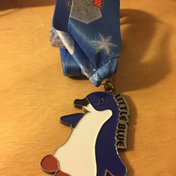 Holiday Half Marathon & 5K - Little Blue Penguin Medal for participants who have run the half marathon for 3 consecutive years - Races & Competitions Near Me Holiday Half Marathon & 5K - Little Blue Penguin Medal for participants who have run the half marathon for 3 consecutive years - Races & Competitions Near Me