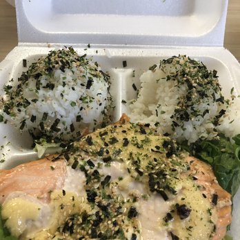 Fresh Catch - Furikake salmon - Hawaiian Near Me - Kaneohe, Hawaii