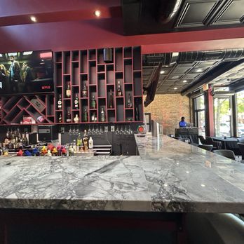 TNT Rooftop Restaurant - Seafood Near Me - Chicago, Illinois
