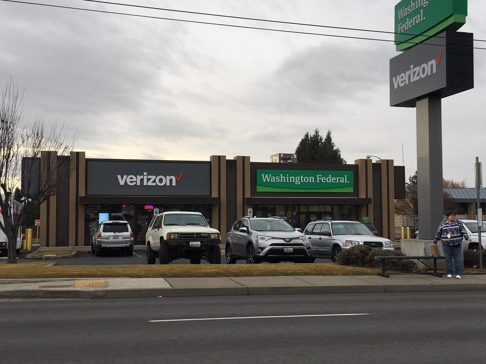 WAFD BANK YAKIMA Updated September 2024 4008 Summitview Ave