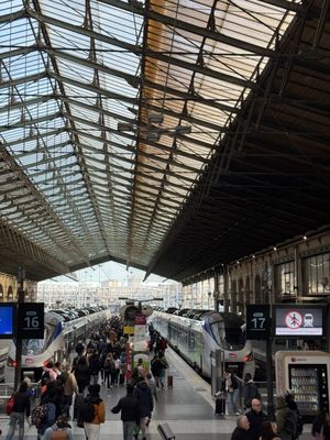 Gare du Nord by null