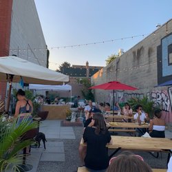 Paradise Grapevine - Outdoor patio