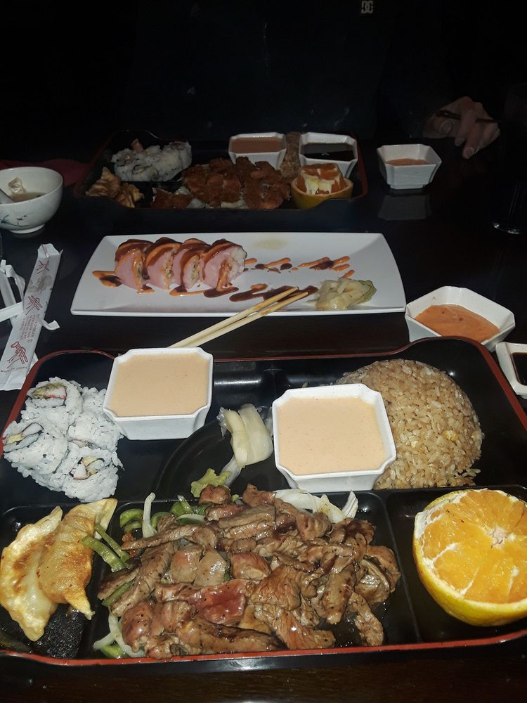 FUJI JAPANESE STEAKHOUSE 29 Photos & 60 Reviews Japanese 1321 West Walnut Ave, Dalton, GA