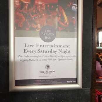 Brehon Bar - Irish Near Me - Killarney, Kentucky