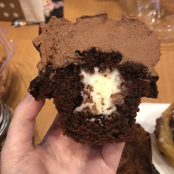 NoRA Cupcake Company - Triple Chocolate - Cupcakes Near Me - Middletown, Connecticut