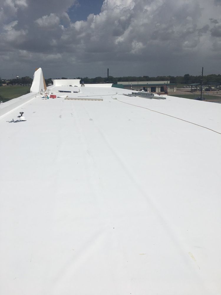 Slide of Pepe's Roofing