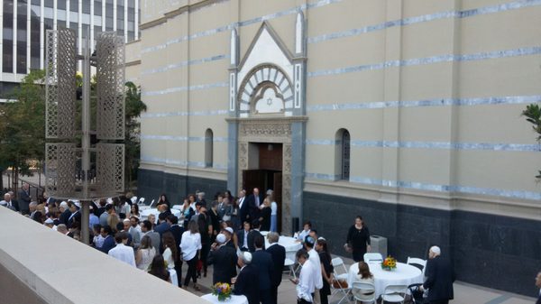 Wilshire Boulevard Temple by null