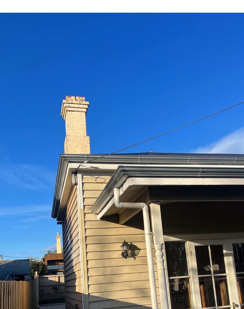 Slide of Castlemont Roofing