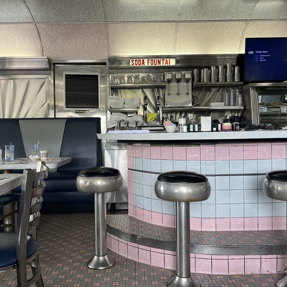 Martindale Chief Diner - Sandwiches Near Me - Craryville, New York