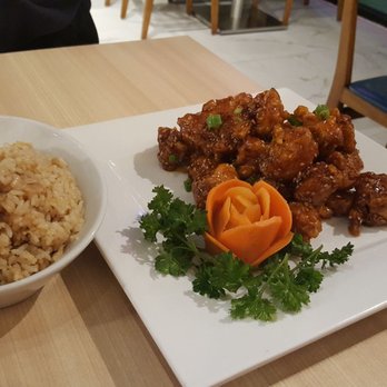 Jupiter China - Sesame chicken with fried rice - Chinese Near Me - Richardson, Texas Jupiter China - Sesame chicken with fried rice - Chinese Near Me - Richardson, Texas