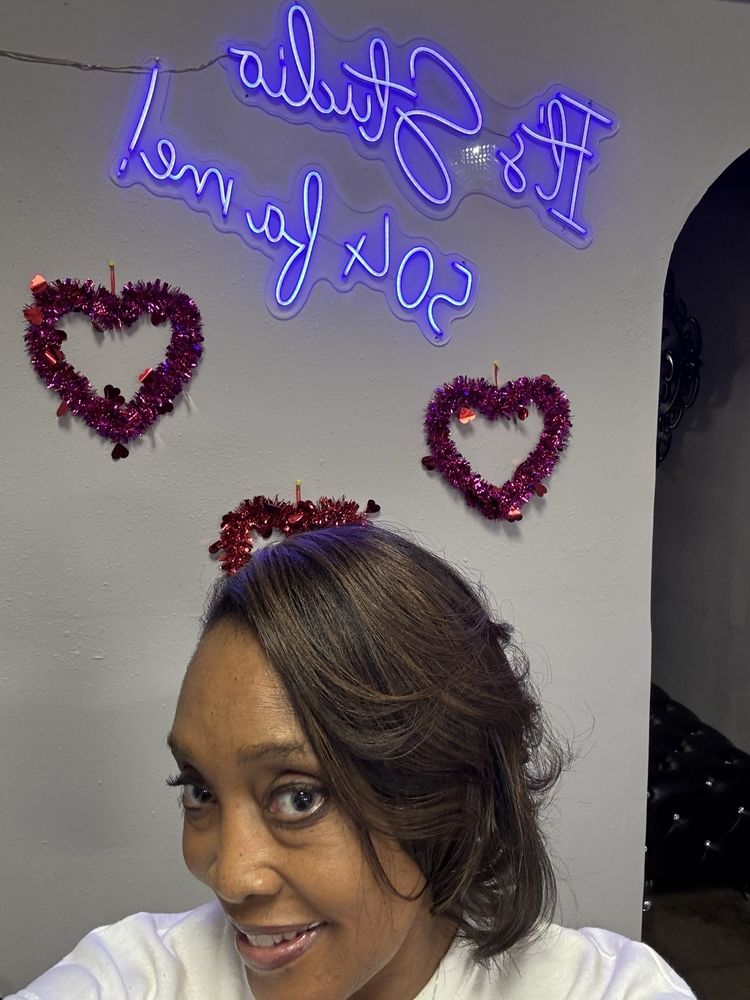 Studio 504 Hair Salon Logo