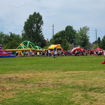 Castle Kid Jumping Castles - Bouncy Castles, Inflatable slides, Obstacle Course rentals, Events, TSSA Licensed infltables - Bounce House Rentals Near Me - Courtice, Ontario Castle Kid Jumping Castles - Bouncy Castles, Inflatable slides, Obstacle Course rentals, Events, TSSA Licensed infltables - Bounce House Rentals Near Me - Courtice, Ontario