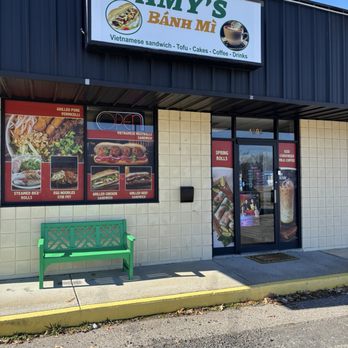 Amy's Bánh Mì  - Desserts Near Me - Hampton, Virginia