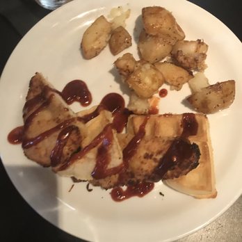 Maxine's On Shine - New American Near Me - Orlando, Florida
