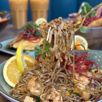 Thairoom College - Thairoom College - Pad Thai - Thai Near Me - Toronto, Ontario Thairoom College - Thairoom College - Pad Thai - Thai Near Me - Toronto, Ontario