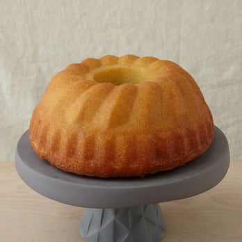 Sarabeth's Bakery - Lemon Buttermilk Bundt cake - Bakeries Near Me - New York, New York