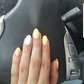 Pretty Little Nails & Spa - Nail Salons Near Me - Phoenix, Arizona
